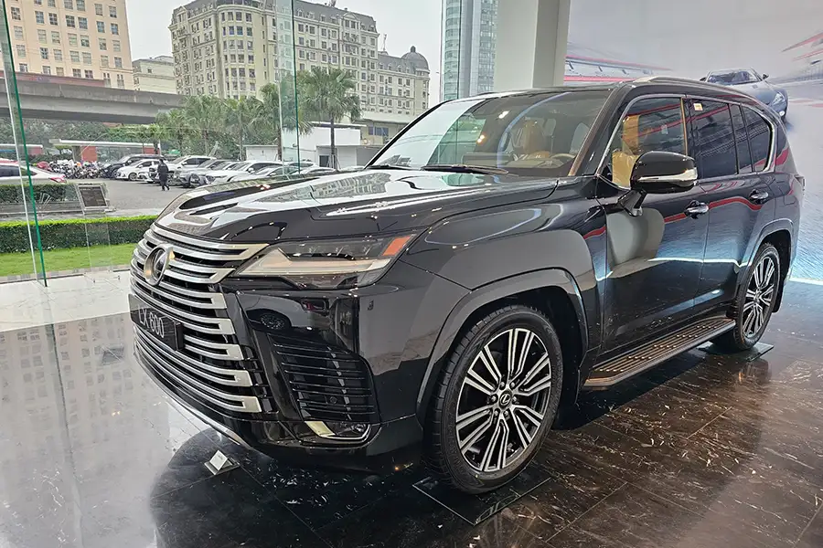 LEXUS LX 600 URBAN 2025 – 7 chỗ