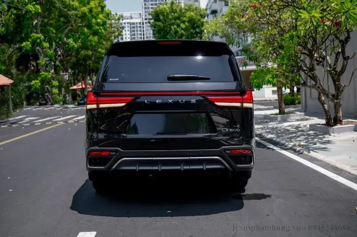 Lexus LX600 18 Lexus LX600