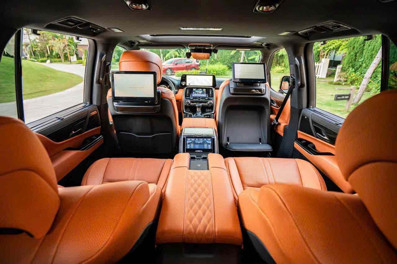 lx600-vip-4-cho-thong-so-hinh-anh-gia-ban-4