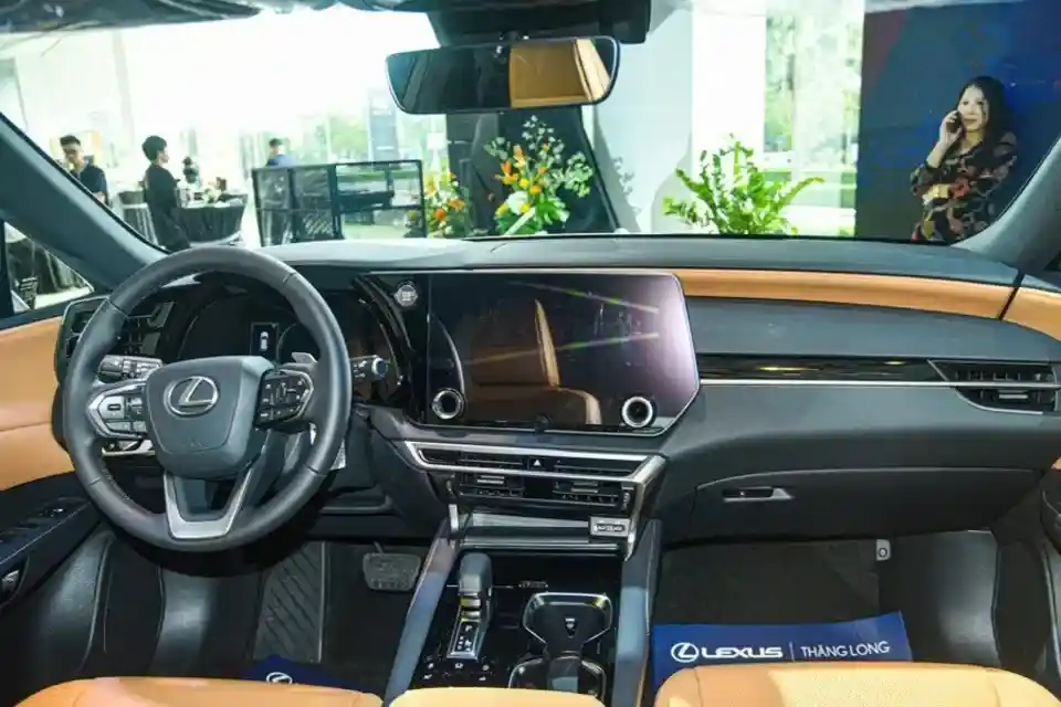 rx350-pre-ngoai-that-va-noi-that-lexus-rx350-premium-13