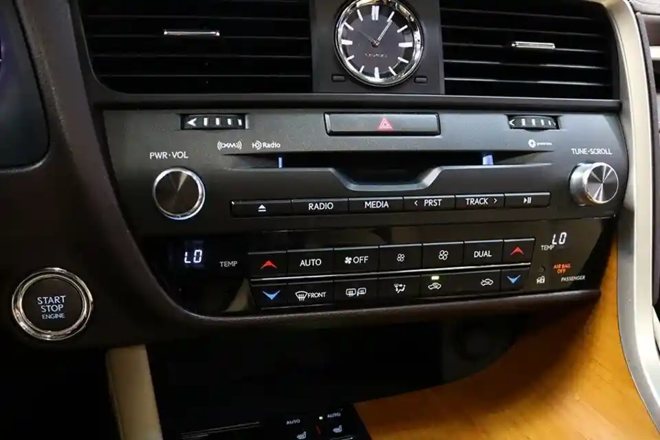 rx350-pre-ngoai-that-va-noi-that-lexus-rx350-premium-6